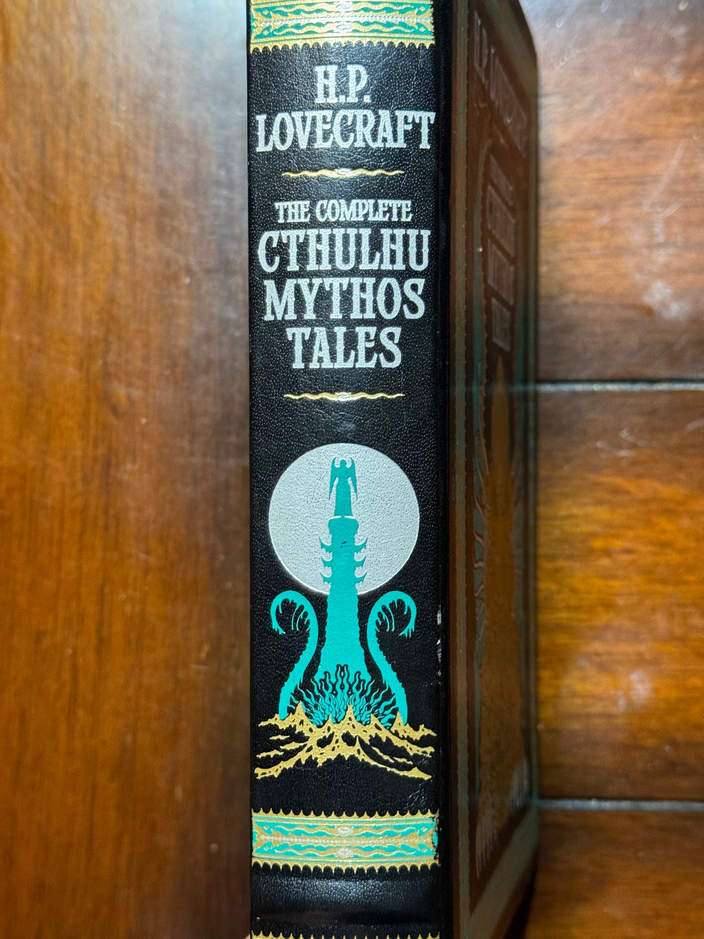 The Complete Cthulhu Mythos Tales (Barnes & Noble Collectible Editions)